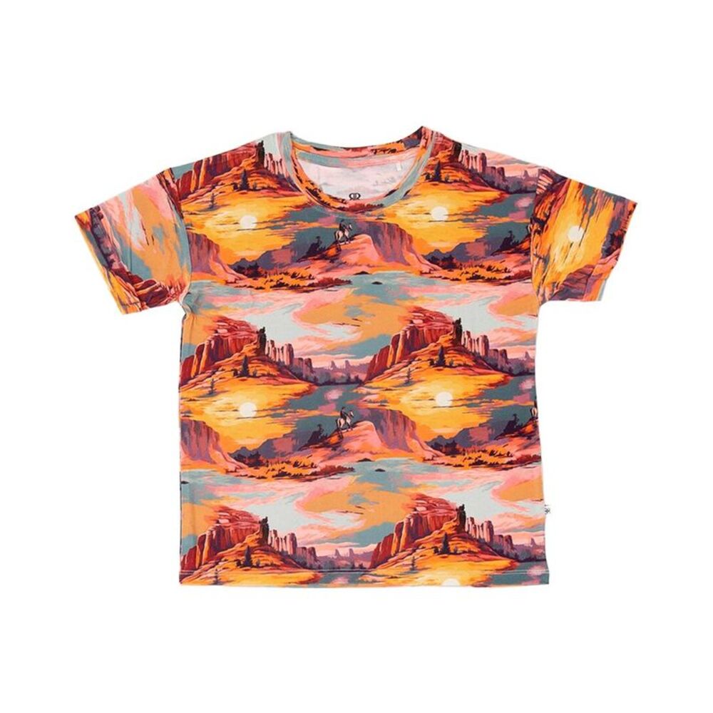 Bums & Roses Girls  Saddle Up Sunset T-Shirt, Multicolor